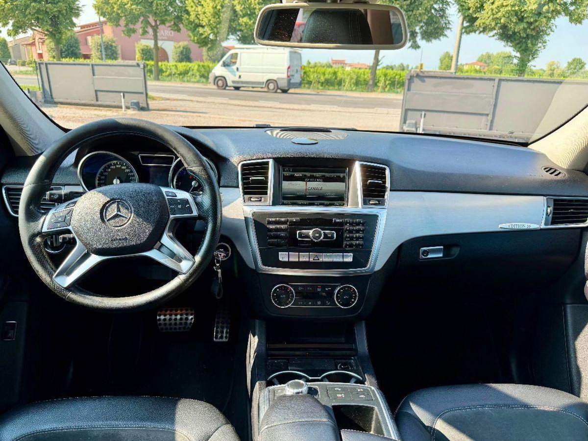 Mercedes-Benz Classe ML 350 BlueTEC 4Matic Sport (10)
