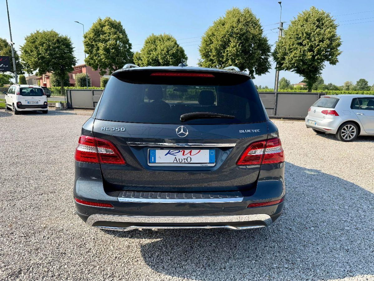 Mercedes-Benz Classe ML 350 BlueTEC 4Matic Sport (6)