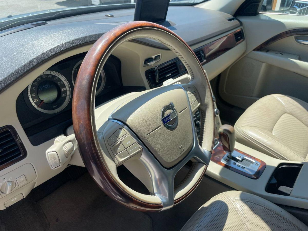 Volvo XC70 D5 205CV AWD Geartronic Summum (14)