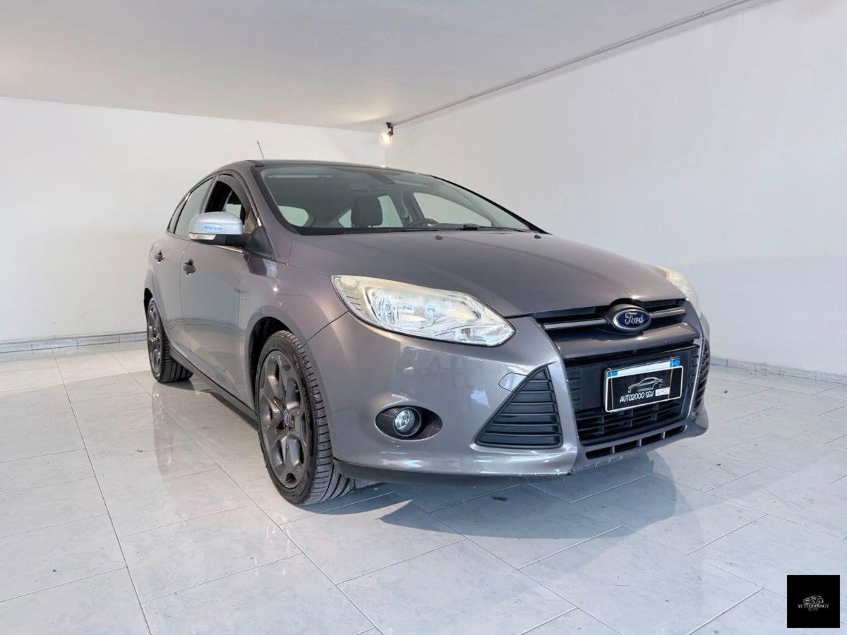 Ford Focus 1.0 EcoBoost 100 CV Start&Stop Titanium (2)