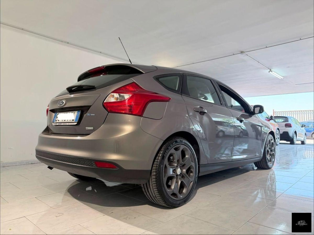 Ford Focus 1.0 EcoBoost 100 CV Start&Stop Titanium (7)