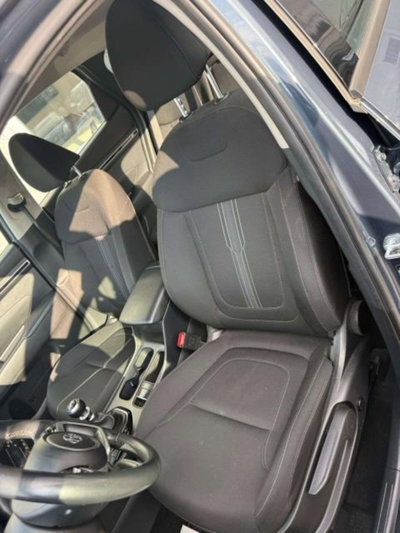 Hyundai Tucson 1.6 crdi Xline 2wd (8)