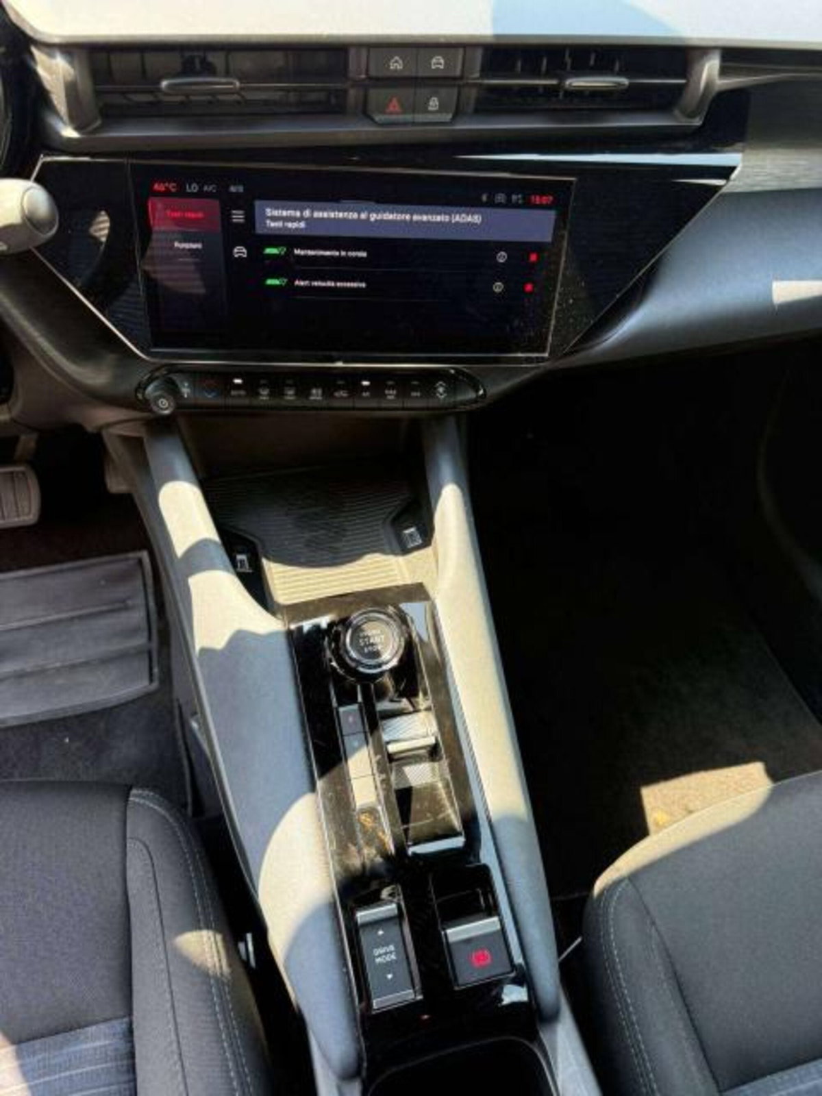 Alfa Romeo Junior 1.2 ibrida 145cv edct6 (8)