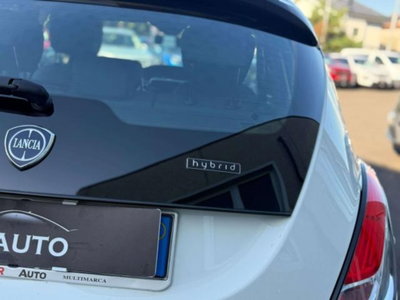 Lancia Ypsilon 1.0 FireFly 5 porte S&S Hybrid Gold Plus (6)