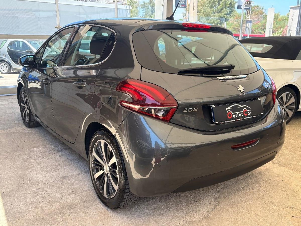 Peugeot 208 VTi 82 CV 5 porte Allure (4)