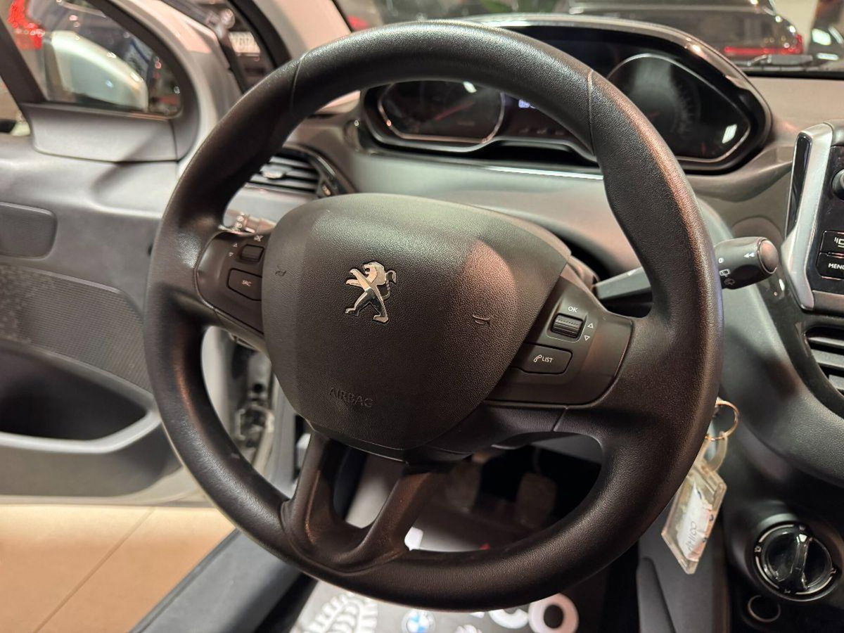 Peugeot 208 75 5 porte Active (11)