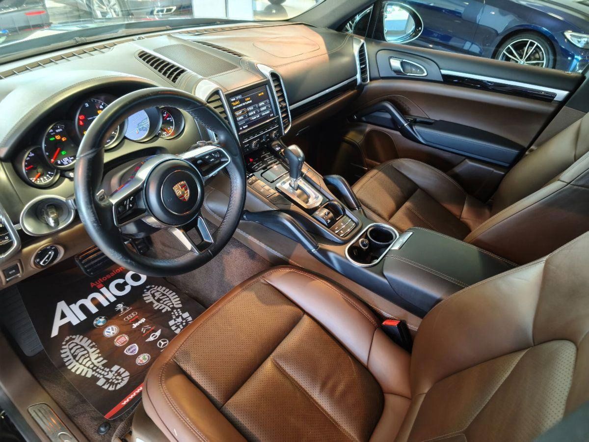 Porsche Cayenne 3.0 Diesel Platinum Edition (13)