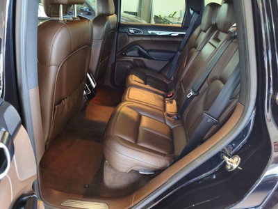 Porsche Cayenne 3.0 Diesel Platinum Edition (15)