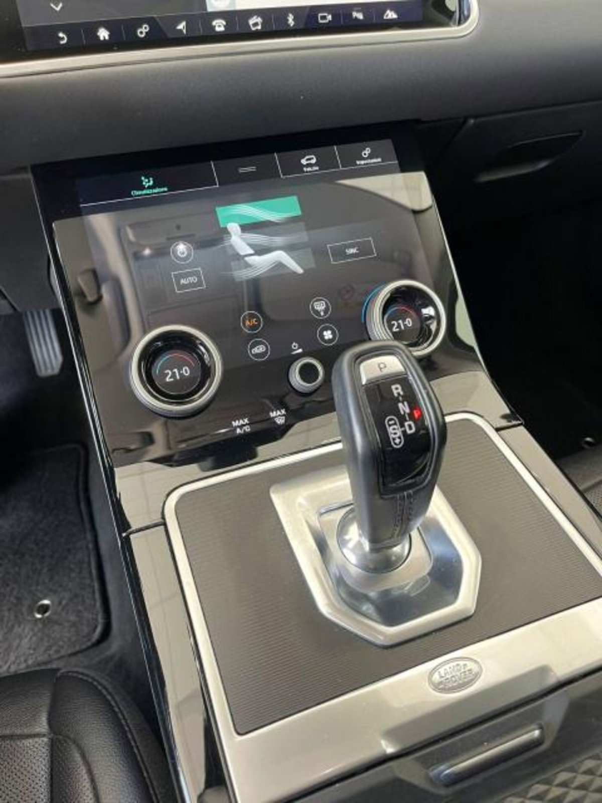 Land Rover Range Rover Evoque 2.0D I4 150CV AWD Business Edit. Premium (19)
