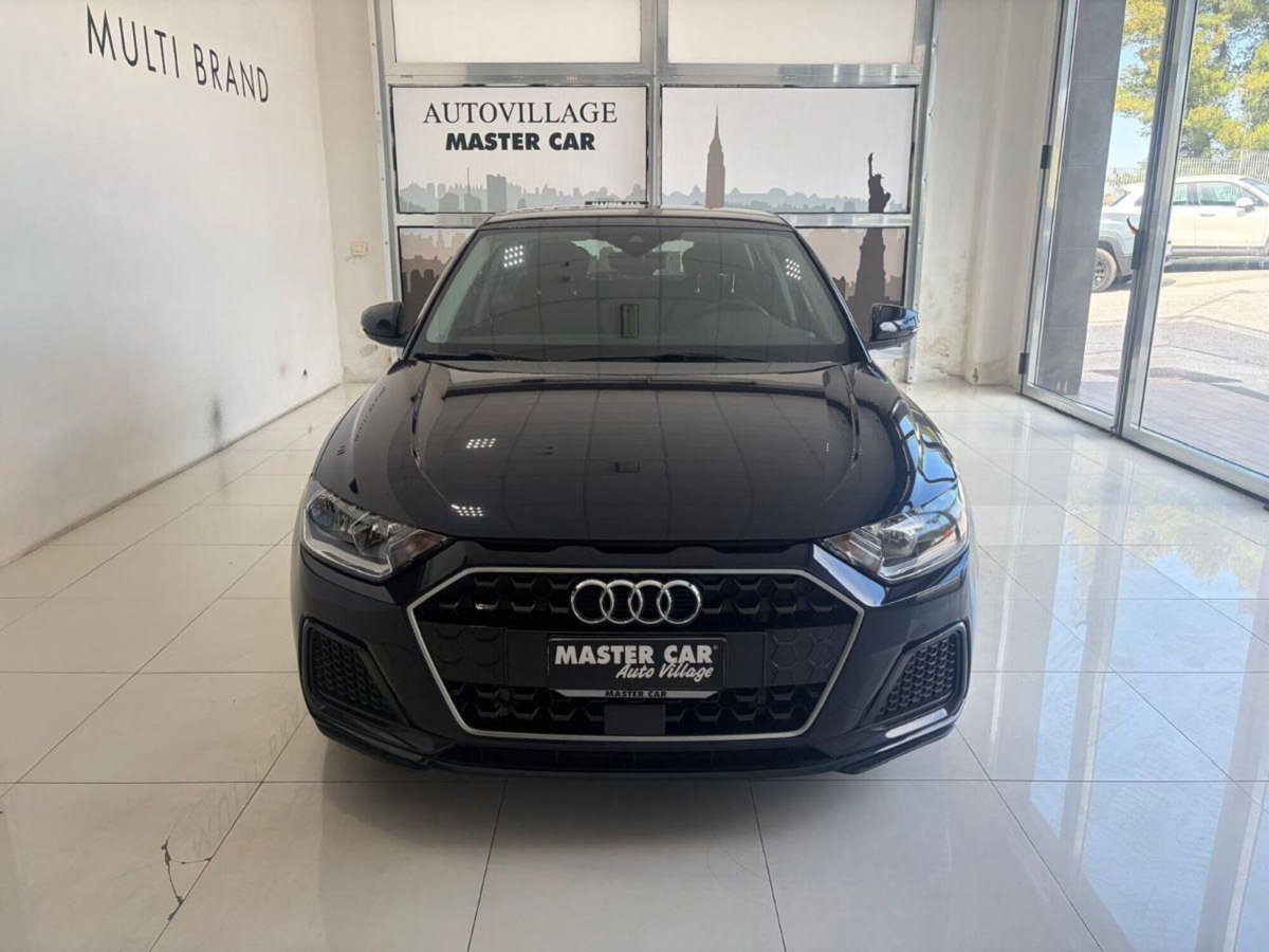 Audi A1 Sportback 25 TFSI Admired Advanced (5)