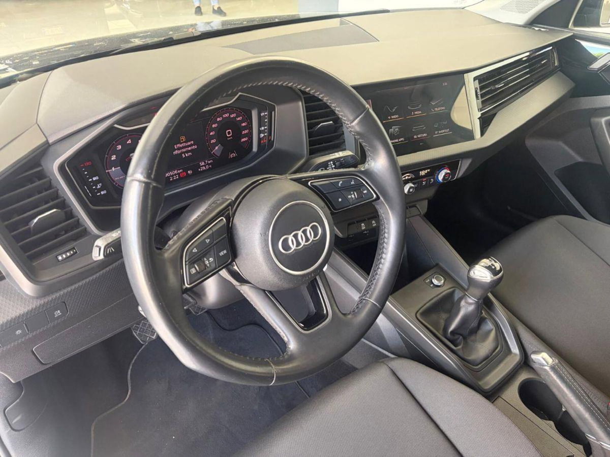Audi A1 Sportback 25 TFSI Admired Advanced (9)