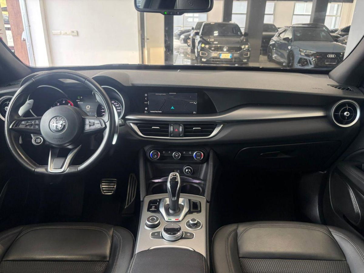 Alfa Romeo Stelvio Stelvio 2.2 Turbodiesel 190 CV AT8 Q4 Sprint (14)