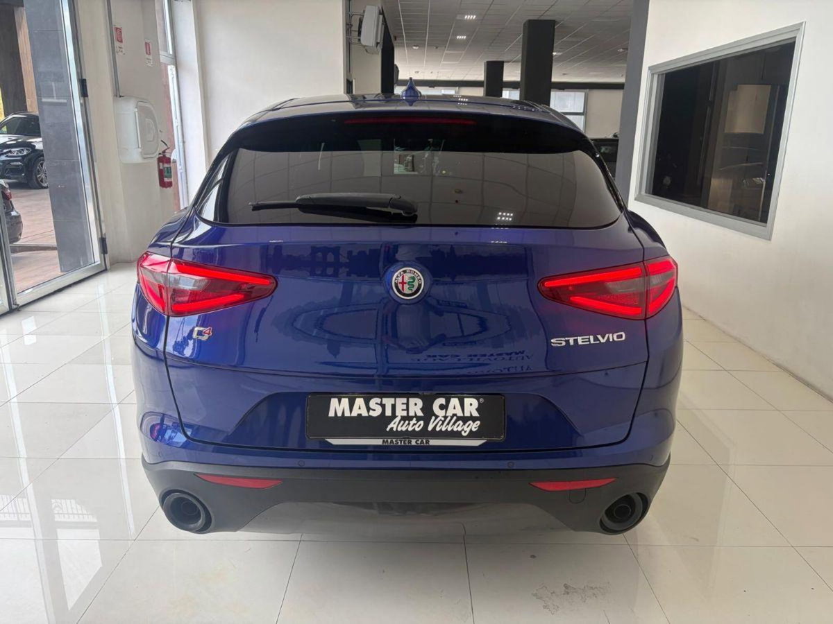 Alfa Romeo Stelvio Stelvio 2.2 Turbodiesel 190 CV AT8 Q4 Sprint (6)