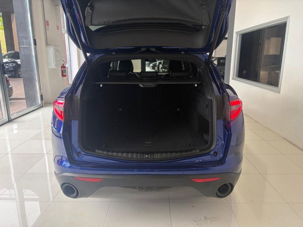Alfa Romeo Stelvio Stelvio 2.2 Turbodiesel 190 CV AT8 Q4 Sprint (7)