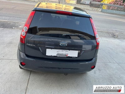Ford Fiesta 1.2 60CV 3 porte Titanium (6)