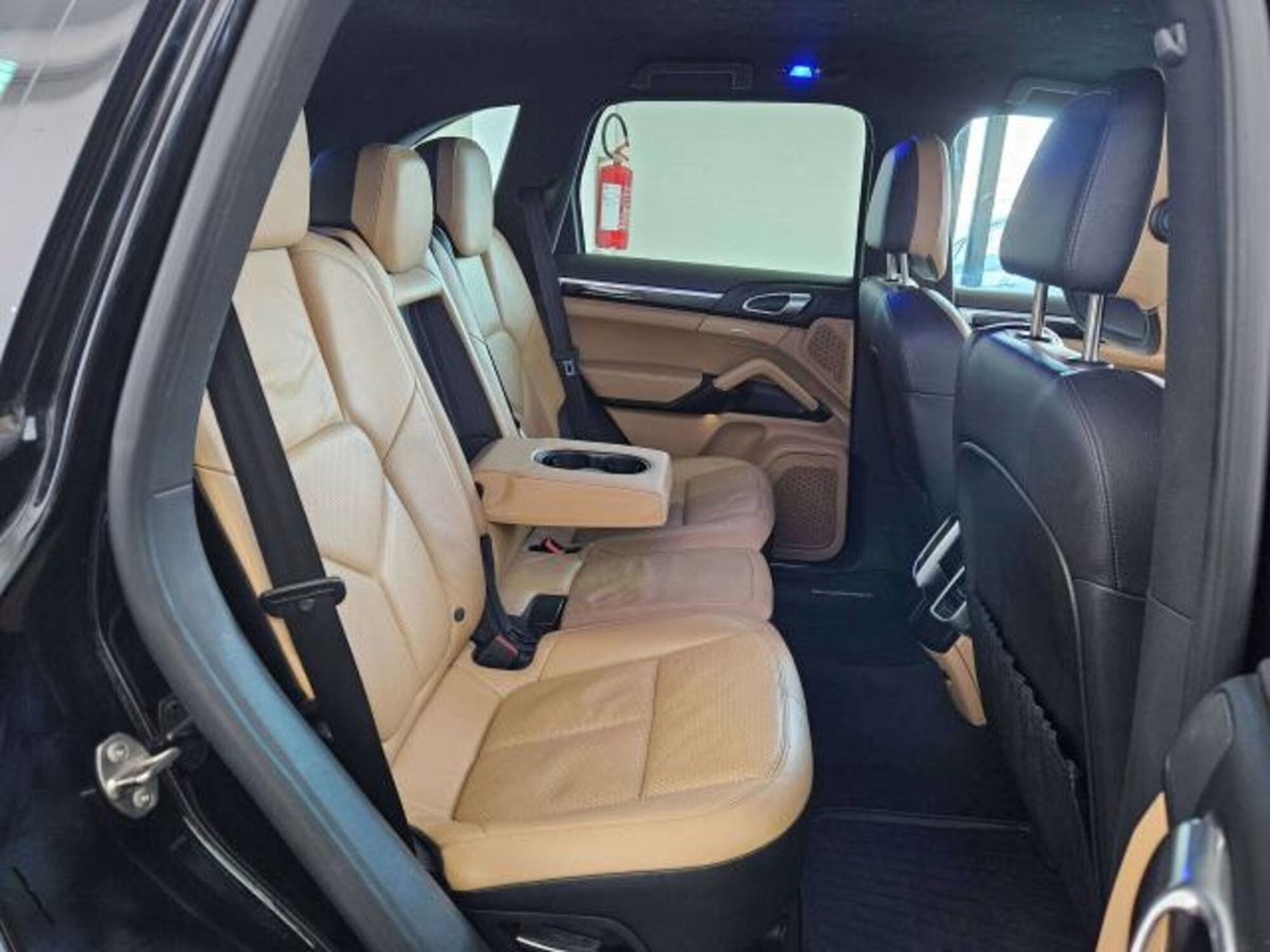 Porsche Cayenne 3.0 Diesel (14)