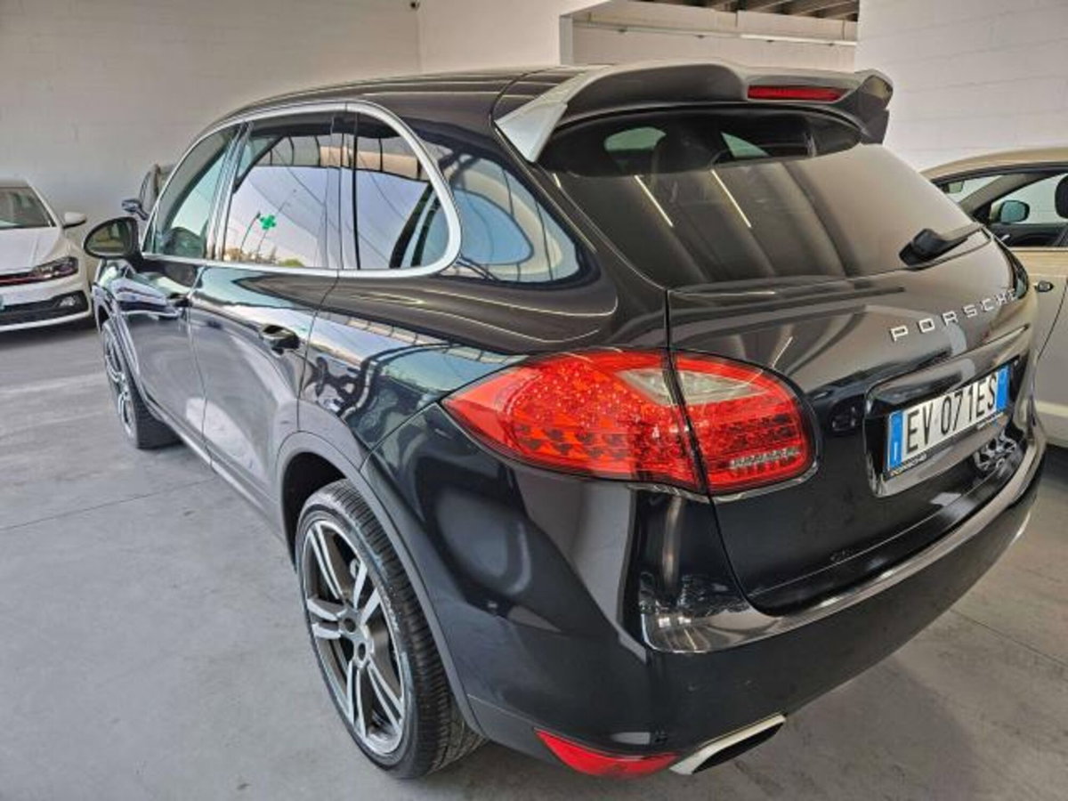 Porsche Cayenne 3.0 Diesel (4)