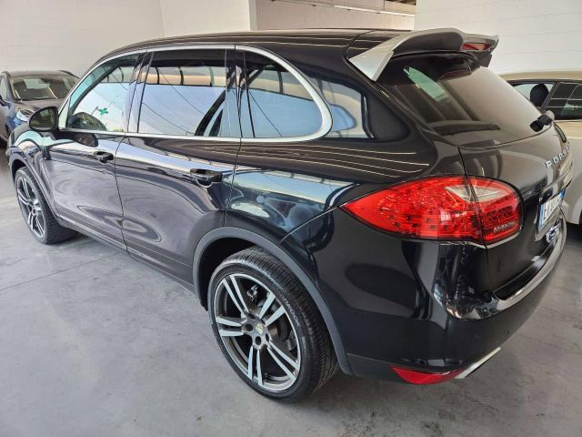 Porsche Cayenne 3.0 Diesel (5)