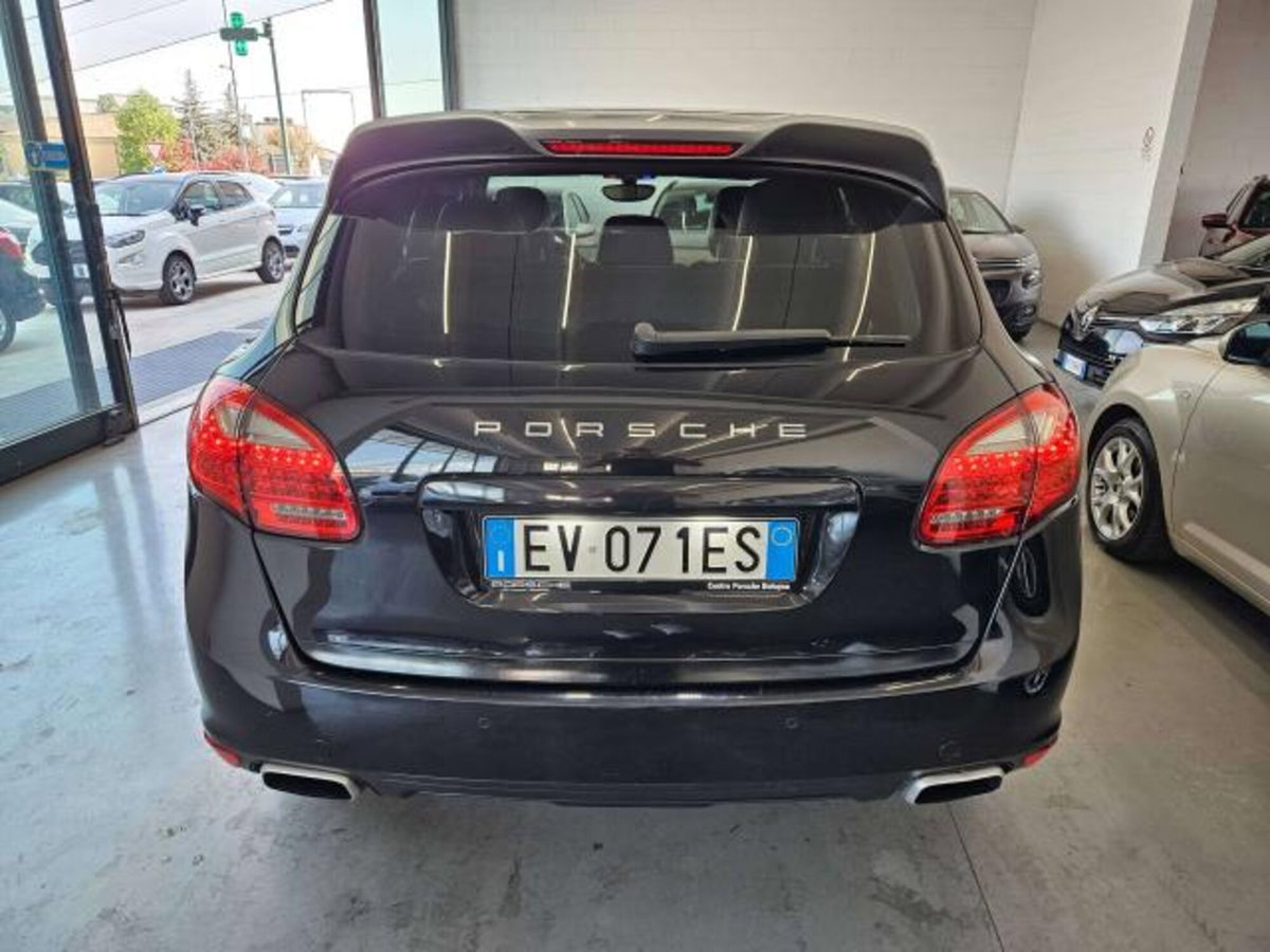 Porsche Cayenne 3.0 Diesel (6)