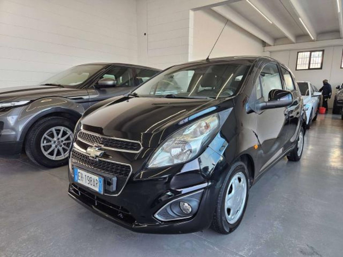 Chevrolet Spark 1.0 LS (3)
