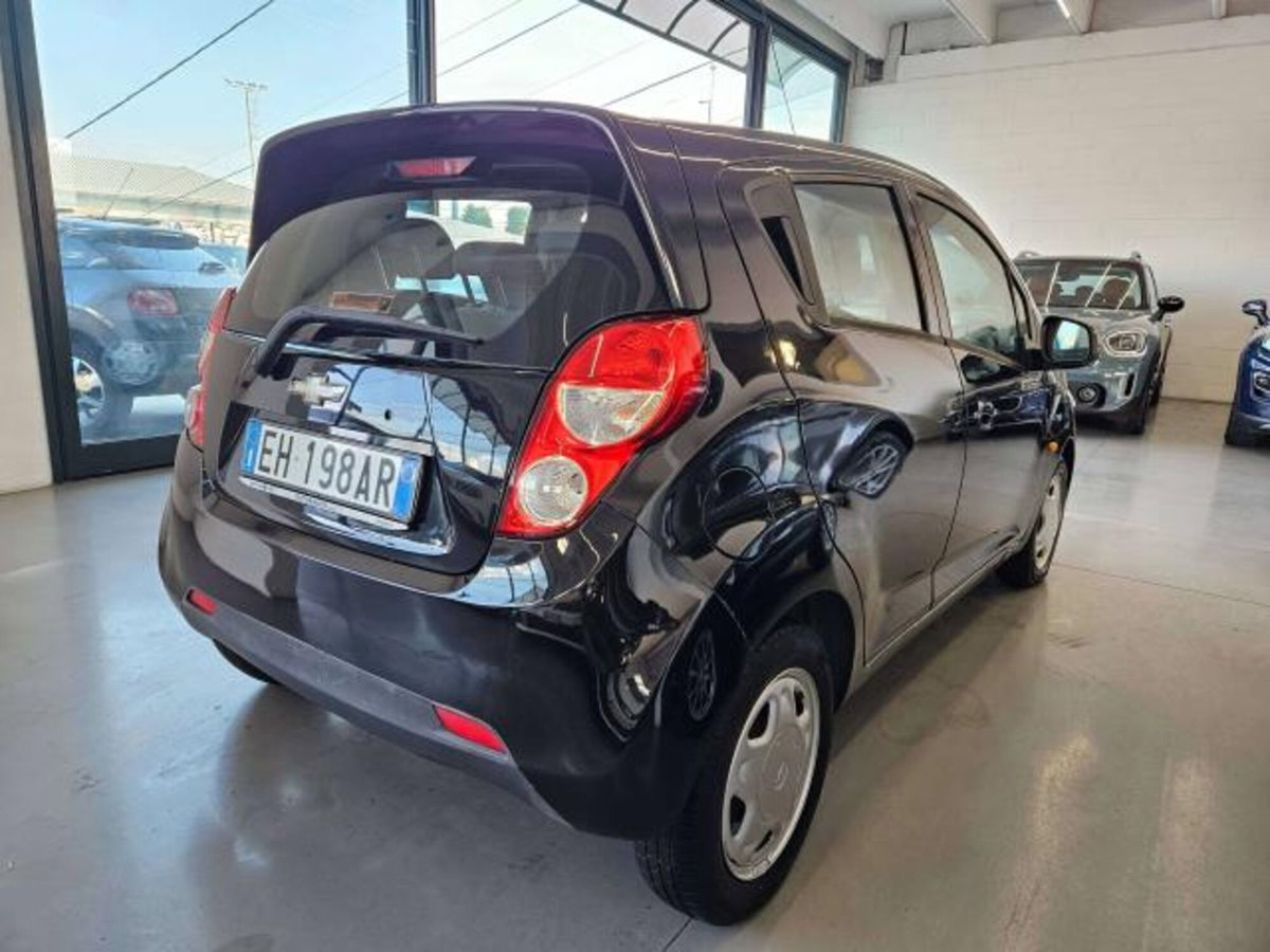 Chevrolet Spark 1.0 LS (6)