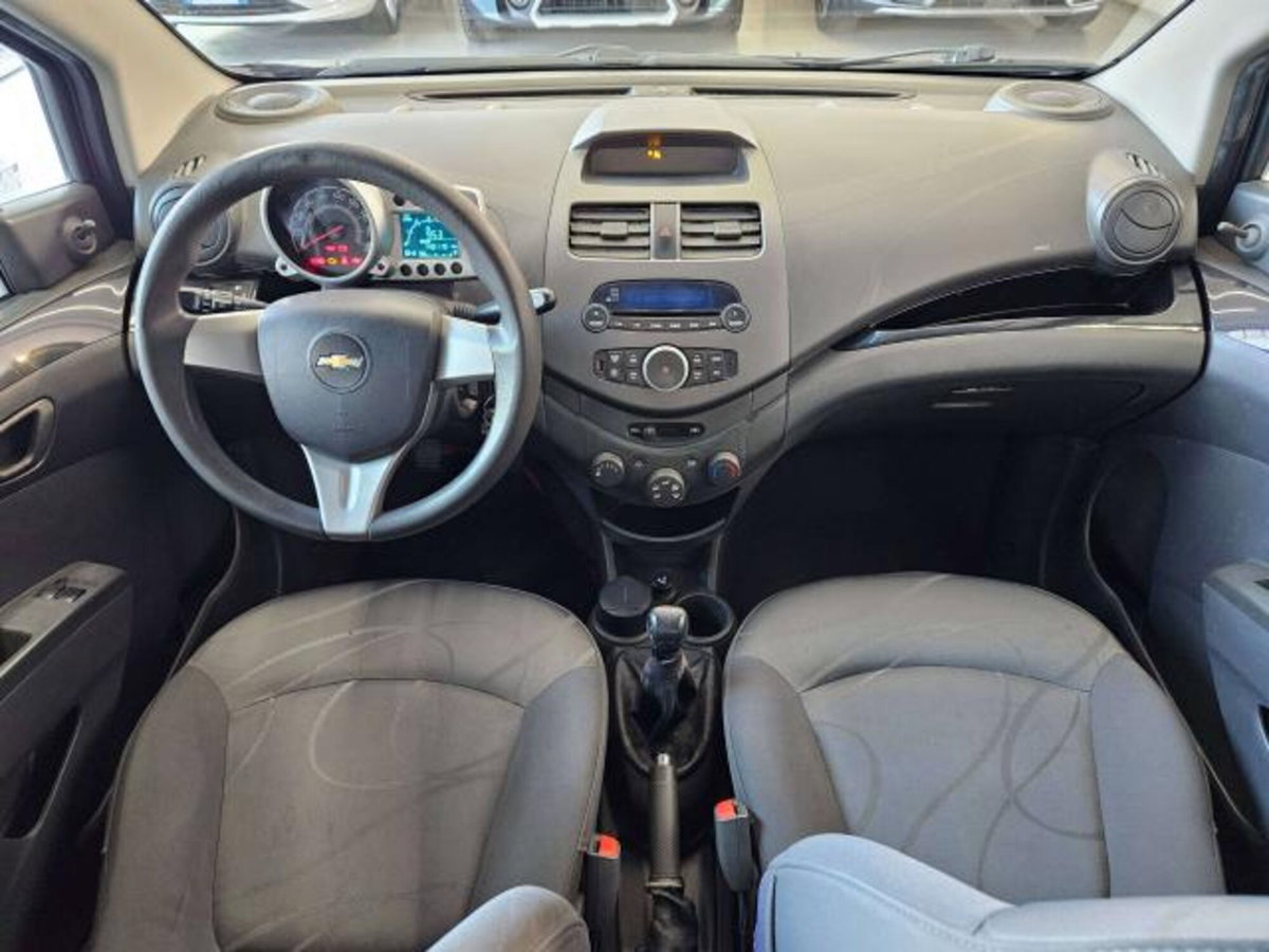 Chevrolet Spark 1.0 LS (8)