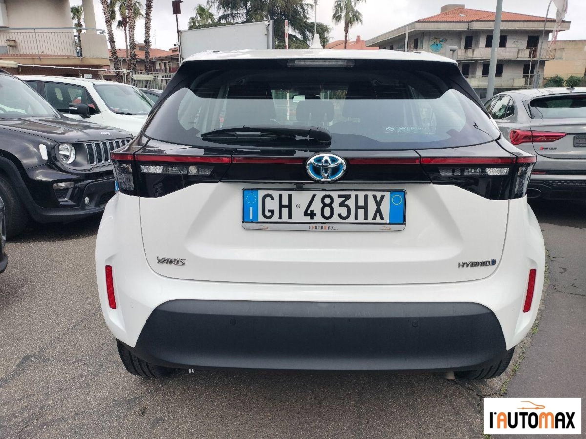 Toyota Yaris Cross 1.5h GR Sport Black Sky fwd 116cv e-cvt (5)