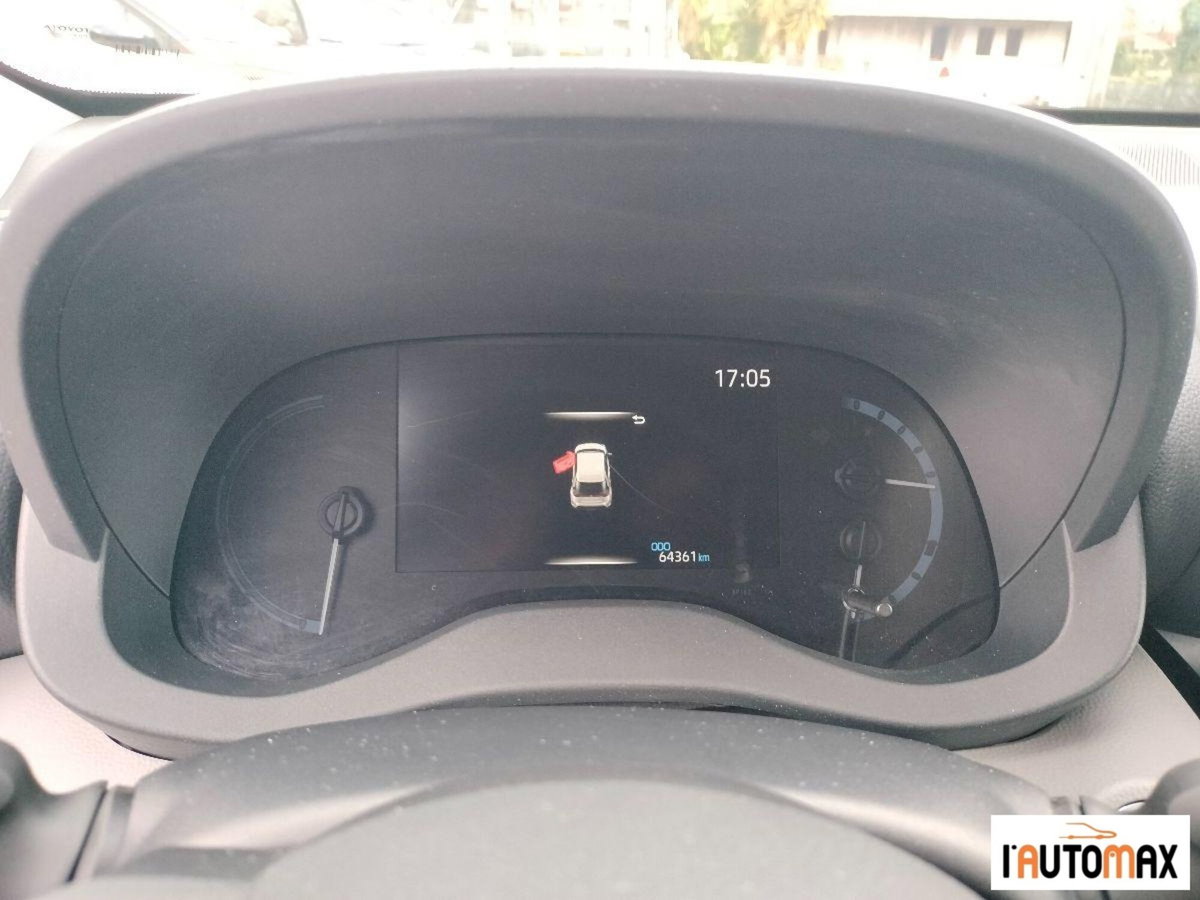 Toyota Yaris Cross 1.5h GR Sport Black Sky fwd 116cv e-cvt (9)