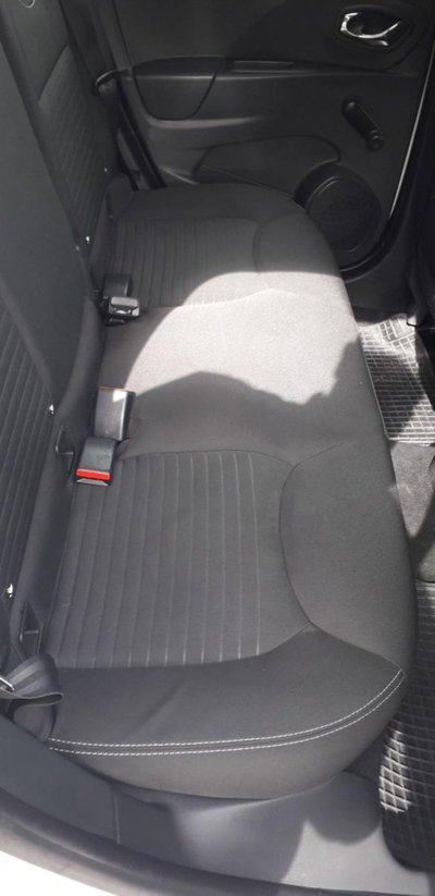 Renault Clio 0.9 TCe 12V 90CV Start&Stop 5 porte Duel usata