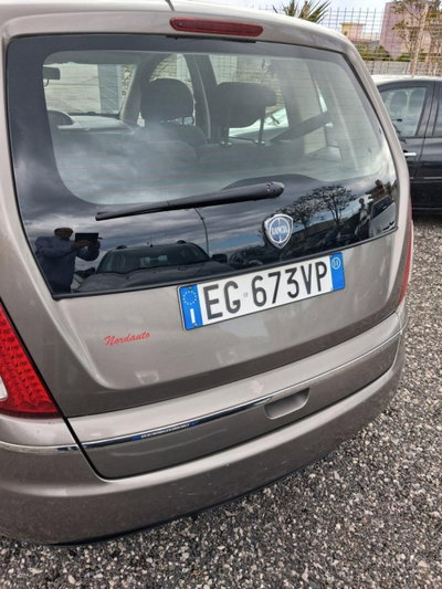 Lancia Musa 1.3 Mjt 16V 95 CV DPF Platino (7)