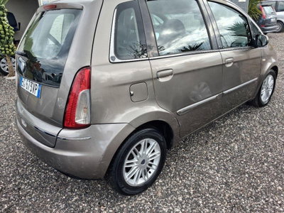 Lancia Musa 1.3 Mjt 16V 95 CV DPF Platino (9)