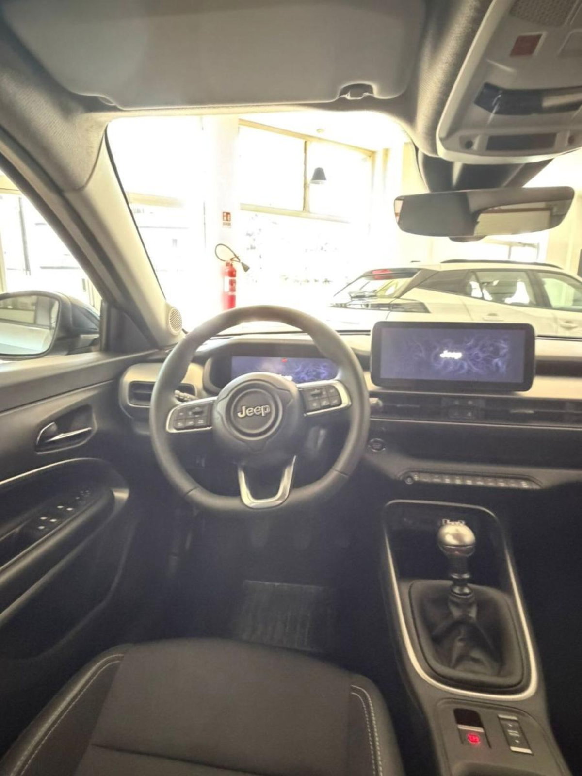Jeep Avenger 1.2 turbo Summit fwd 100cv (6)