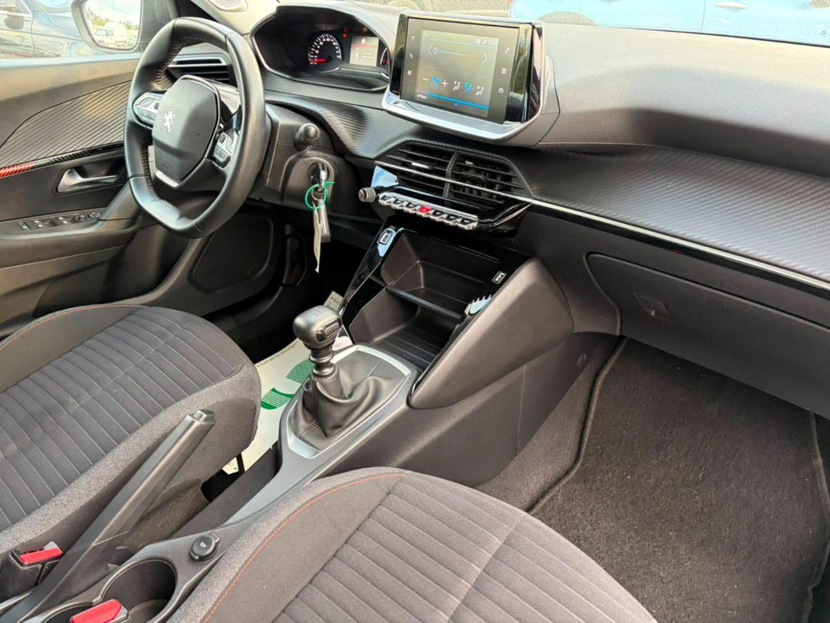 Peugeot 2008 BlueHDi 110 S&S Active Pack (8)