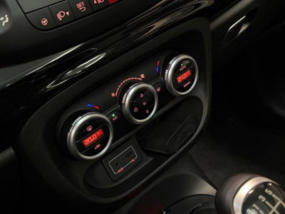 Fiat 500L 1.4 T-Jet 120 CV GPL Trekking (16)