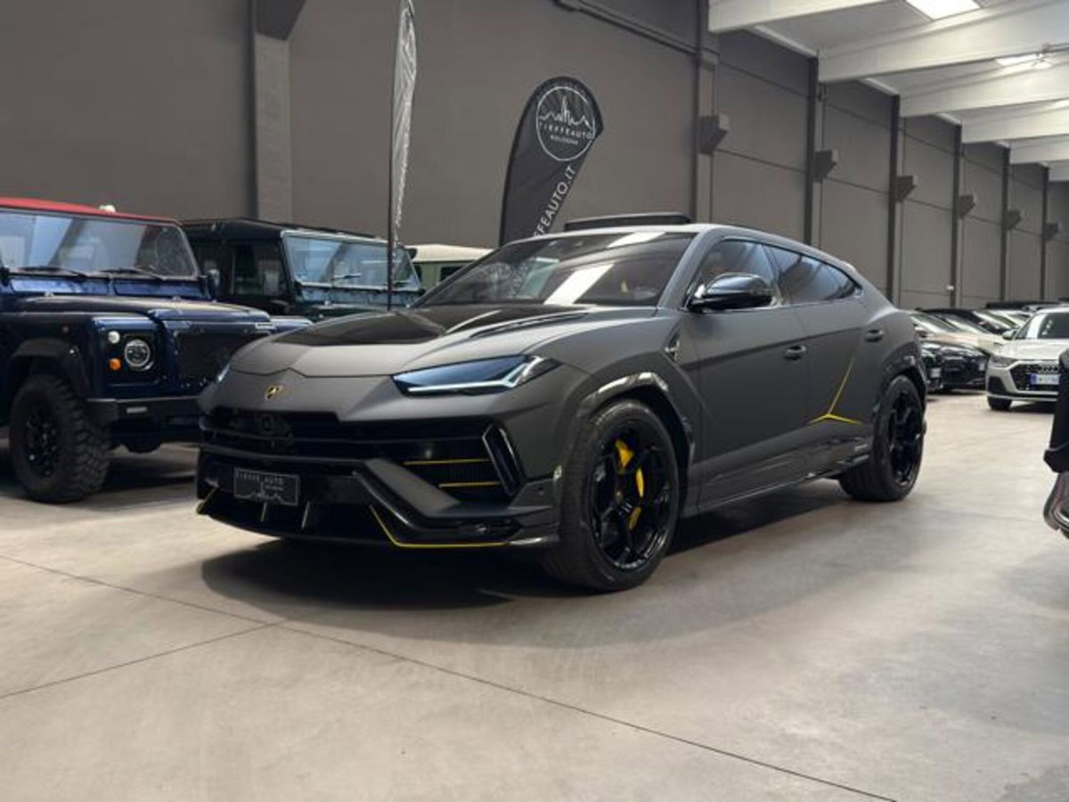 Lamborghini Urus 4.0 V8 Performante auto