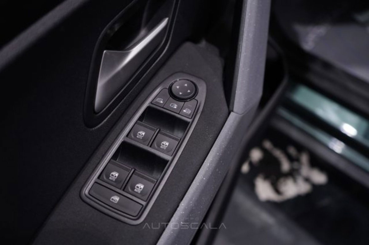 Dacia Duster 1.2 Eco-G Journey 120cv (10)