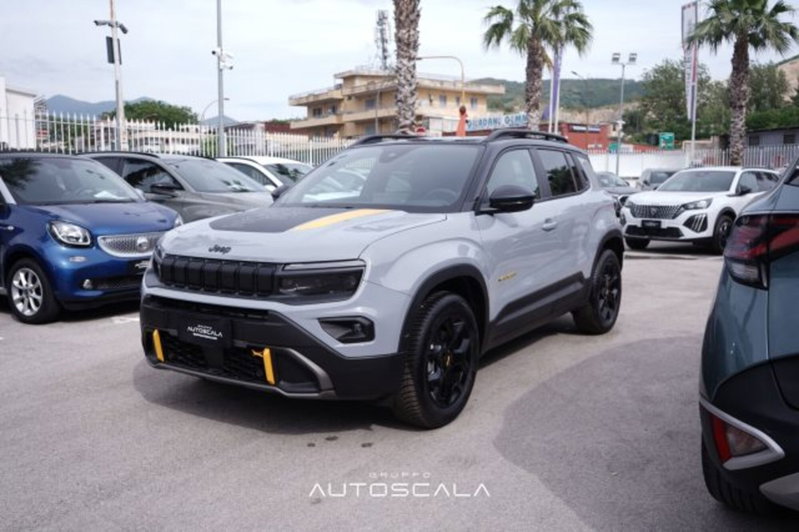 Jeep Avenger 1.2 turbo e-hybrid mhev The North Face 4xe 145cv edct6