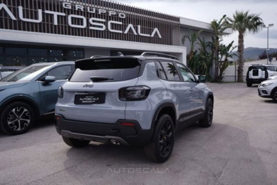Jeep Avenger 1.2 turbo e-hybrid mhev The North Face 4xe 145cv edct6 (4)