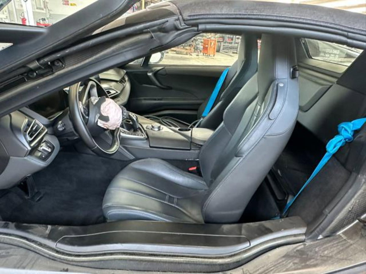 BMW i8 Cabrio i8 Roadster (12)