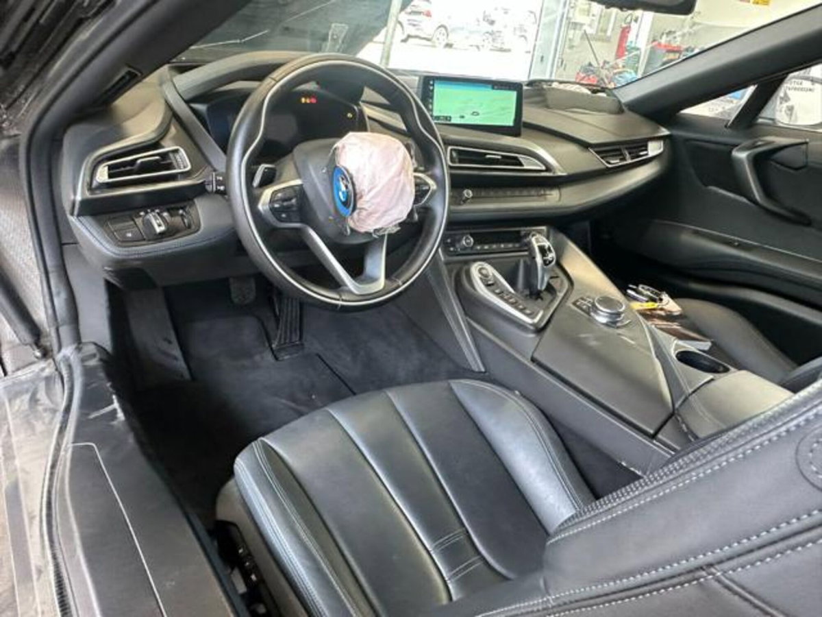 BMW i8 Cabrio i8 Roadster (14)