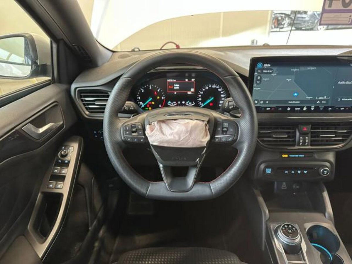 Ford Focus Station Wagon 1.5 EcoBlue 115 CV automatico SW ST-Line Design (15)