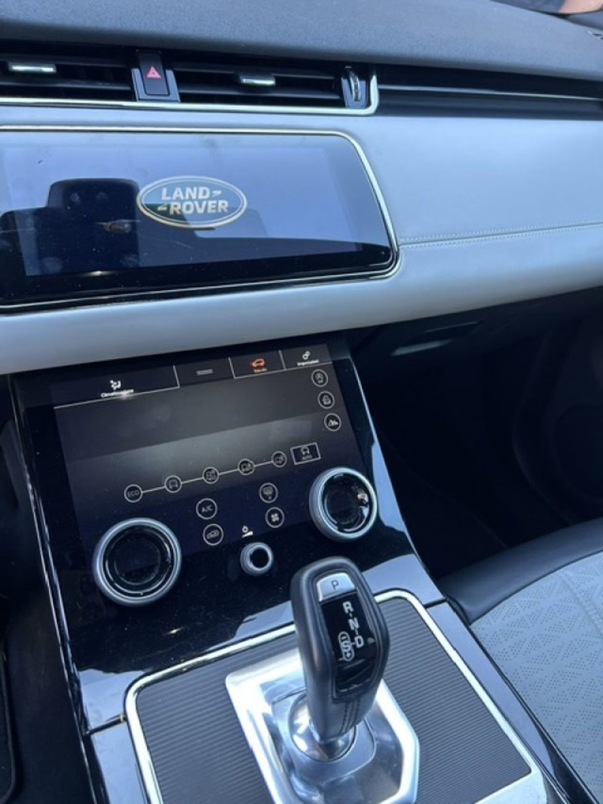 Land Rover Range Rover Evoque 2.0D I4 180 CV AWD Auto HSE (7)