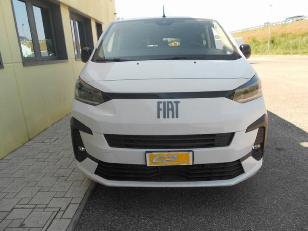 Fiat Ulysse combi M1 2.0 bluehdi 180cv L3H1 AT8 (2)