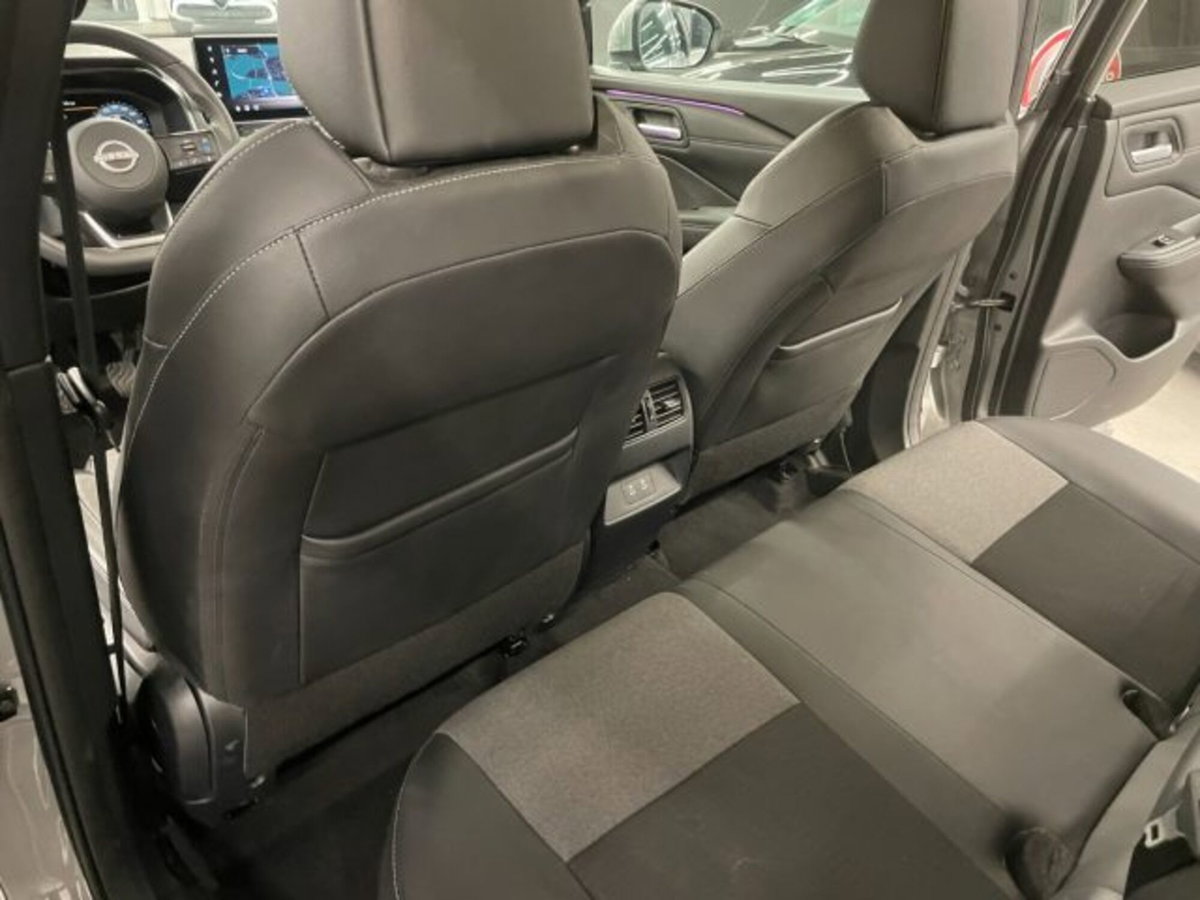 Nissan Qashqai 1.3 mhev N-Connecta 2wd 140cv (15)