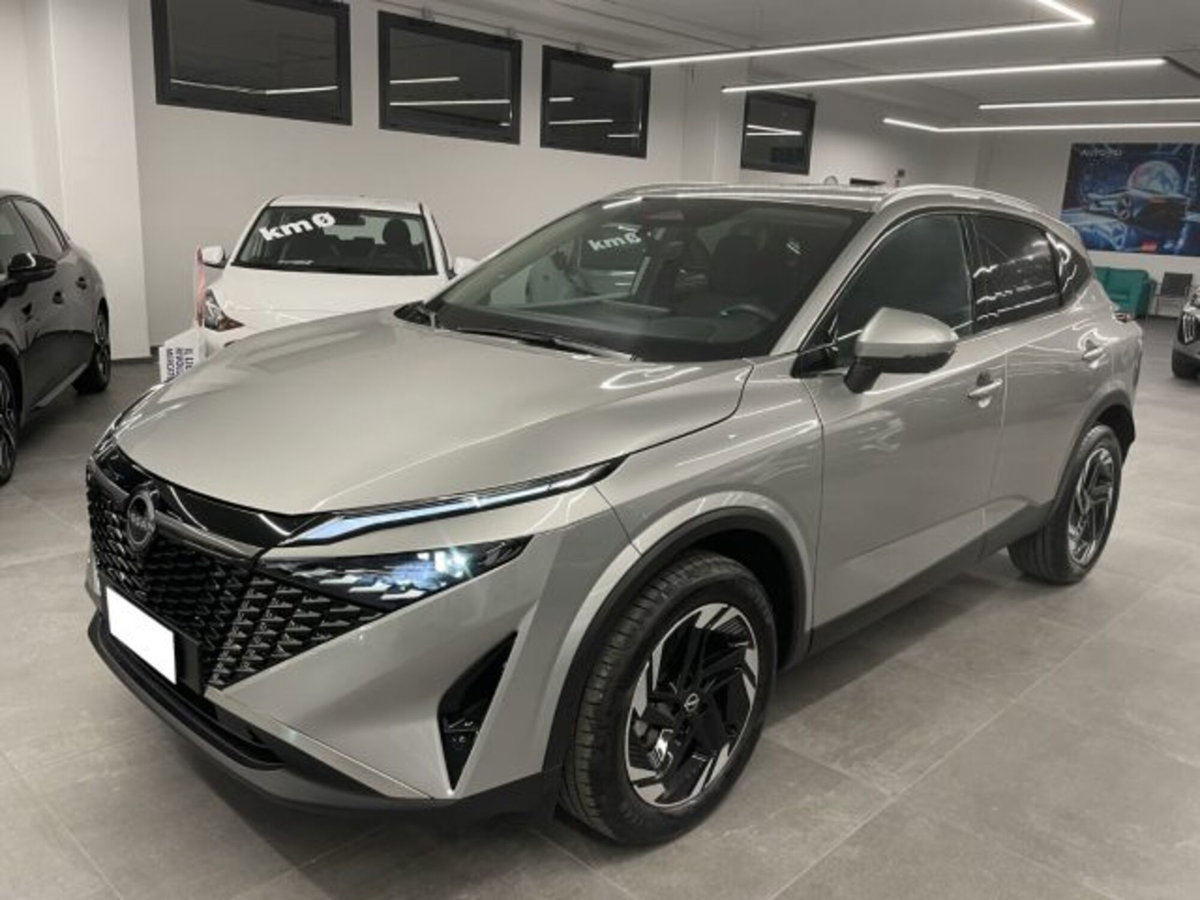 Nissan Qashqai 1.3 mhev N-Connecta 2wd 140cv (19)