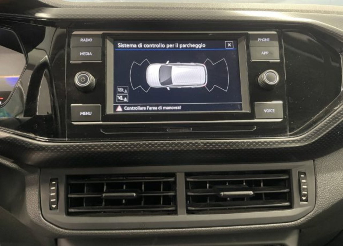 Volkswagen T-Cross 1.0 TSI 110 CV DSG Sport (2)