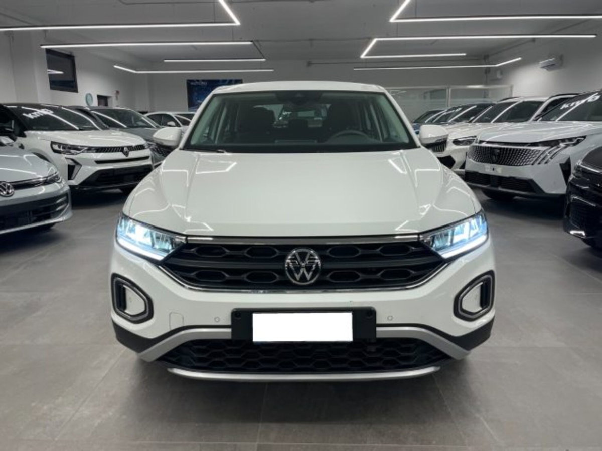 Volkswagen T-Roc 1.0 TSI Life (8)