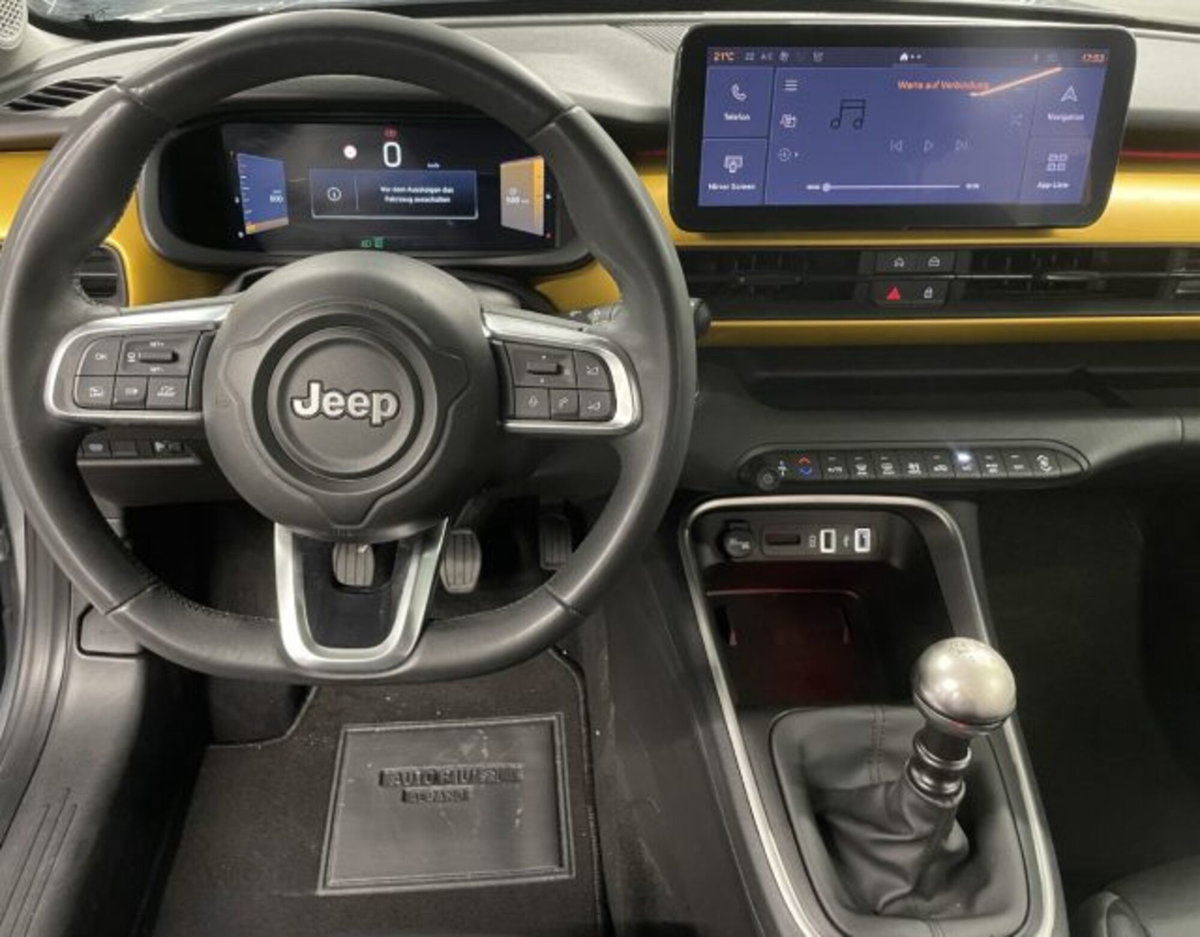 Jeep Avenger 1.2 turbo Summit fwd 100cv (6)