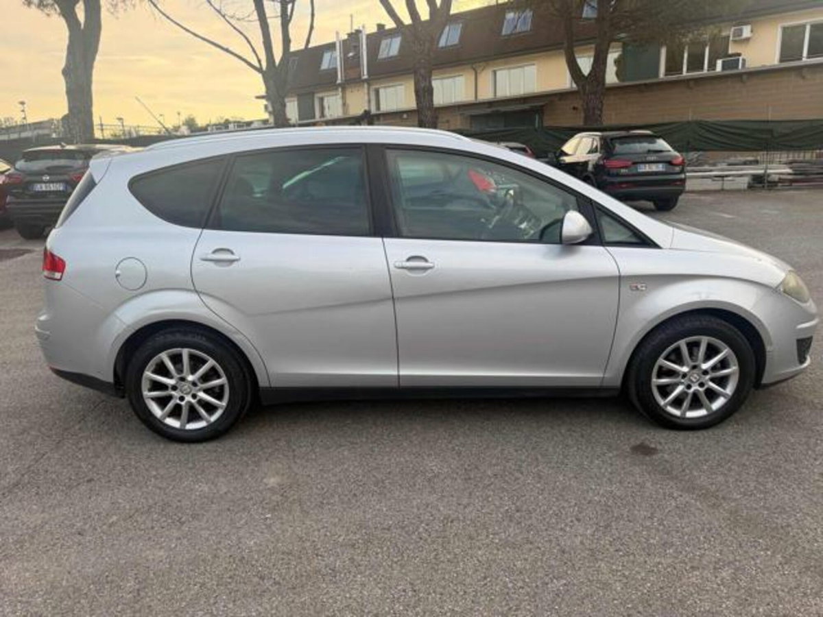 SEAT Altea 1.6 TDI 105 CV CR DPF DSG Style (3)