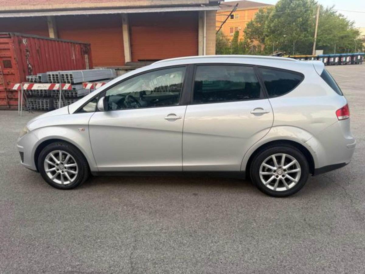 SEAT Altea 1.6 TDI 105 CV CR DPF DSG Style (8)